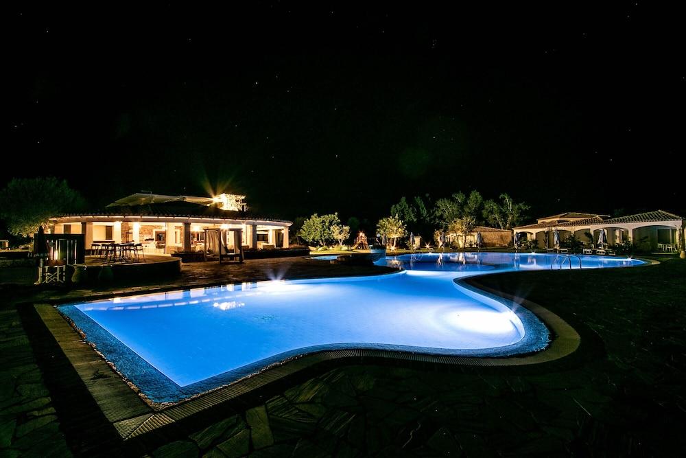 Limone Beach Resort 카스티아다스 외부 사진