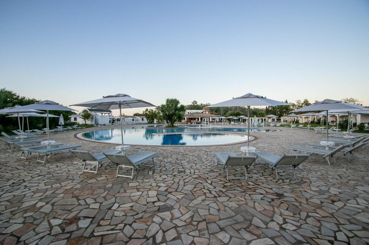 Limone Beach Resort 카스티아다스 외부 사진